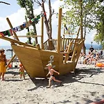 Victoria Mobilehome In Cisano San Vito Campingplatz