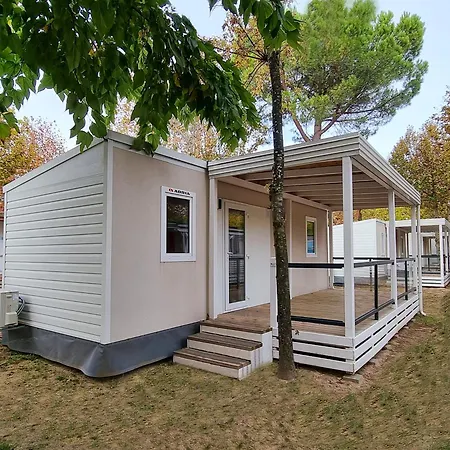Victoria Mobilehome In Cisano San Vito Campingplatz *